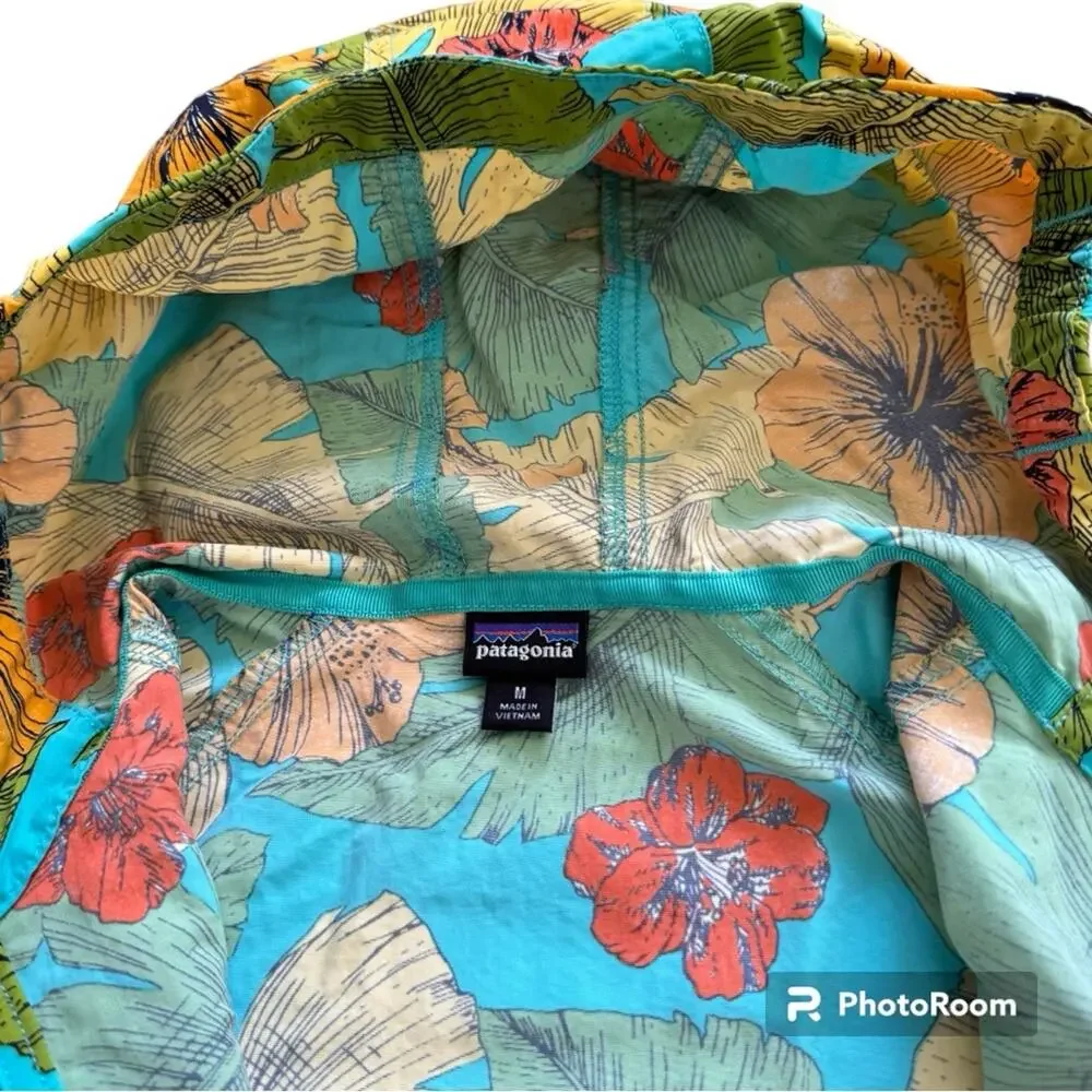 Patagonia Kids’ Baggies Jacket Multi Tropical Flowers Water Resistant Size 10